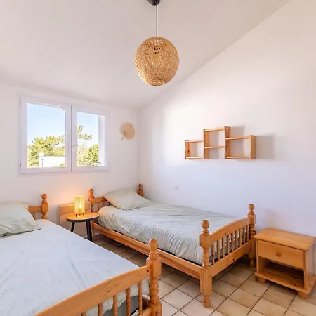 Le 5 Mimosas - à 600m Garage