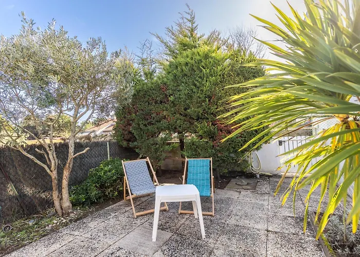 Le 5 Mimosas - A 600m Garage * Σαιν-Ζαν-ντε-Μον